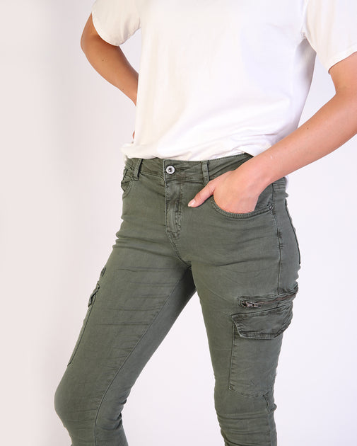 Green cargo deals skinny jeans