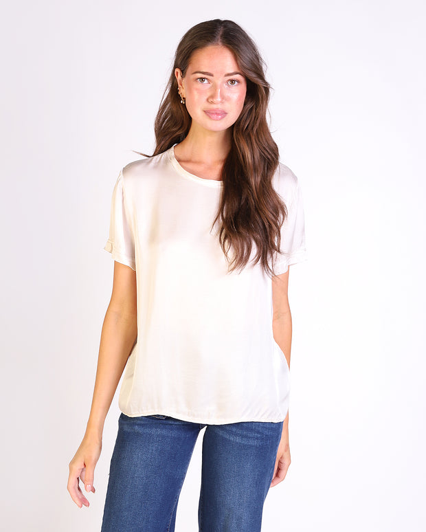 Daisy Crew Neck Tee