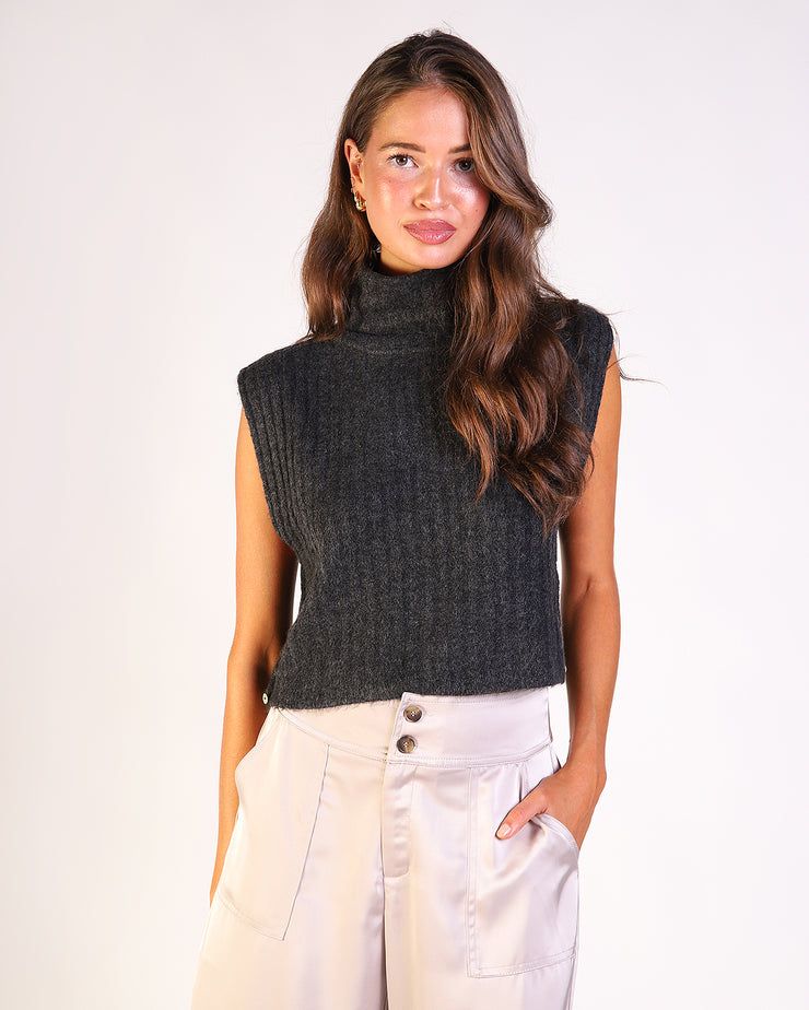 Kia Knit Vest