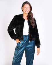 Reyna Fur Bomber