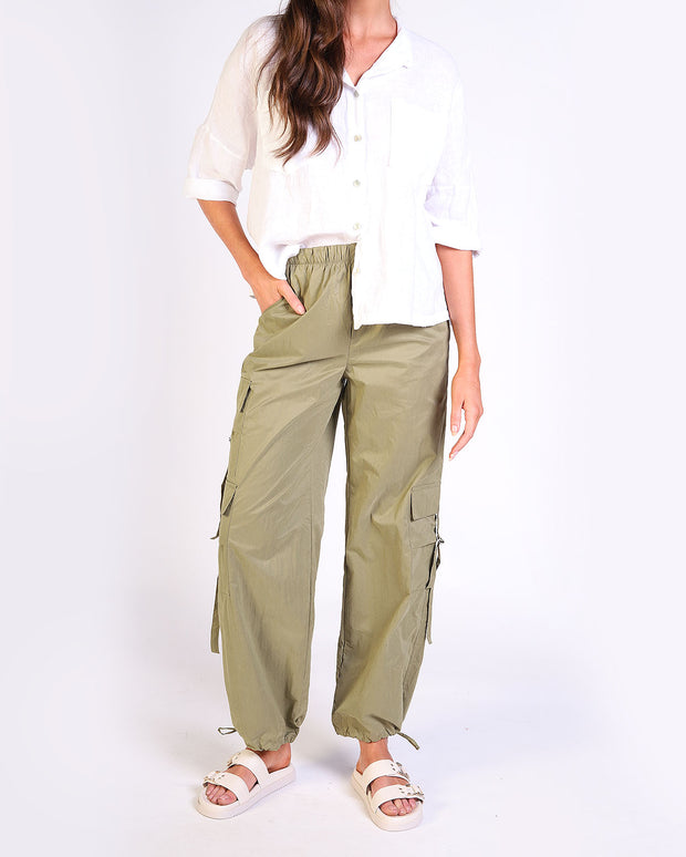 Elara Pant